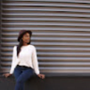 Meet your Posher, Kitishia